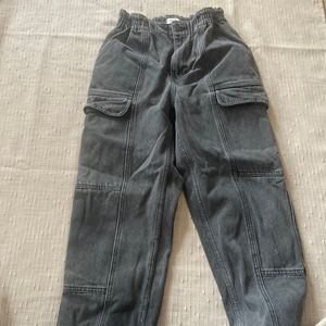 Black cargo jeans, size 7/28